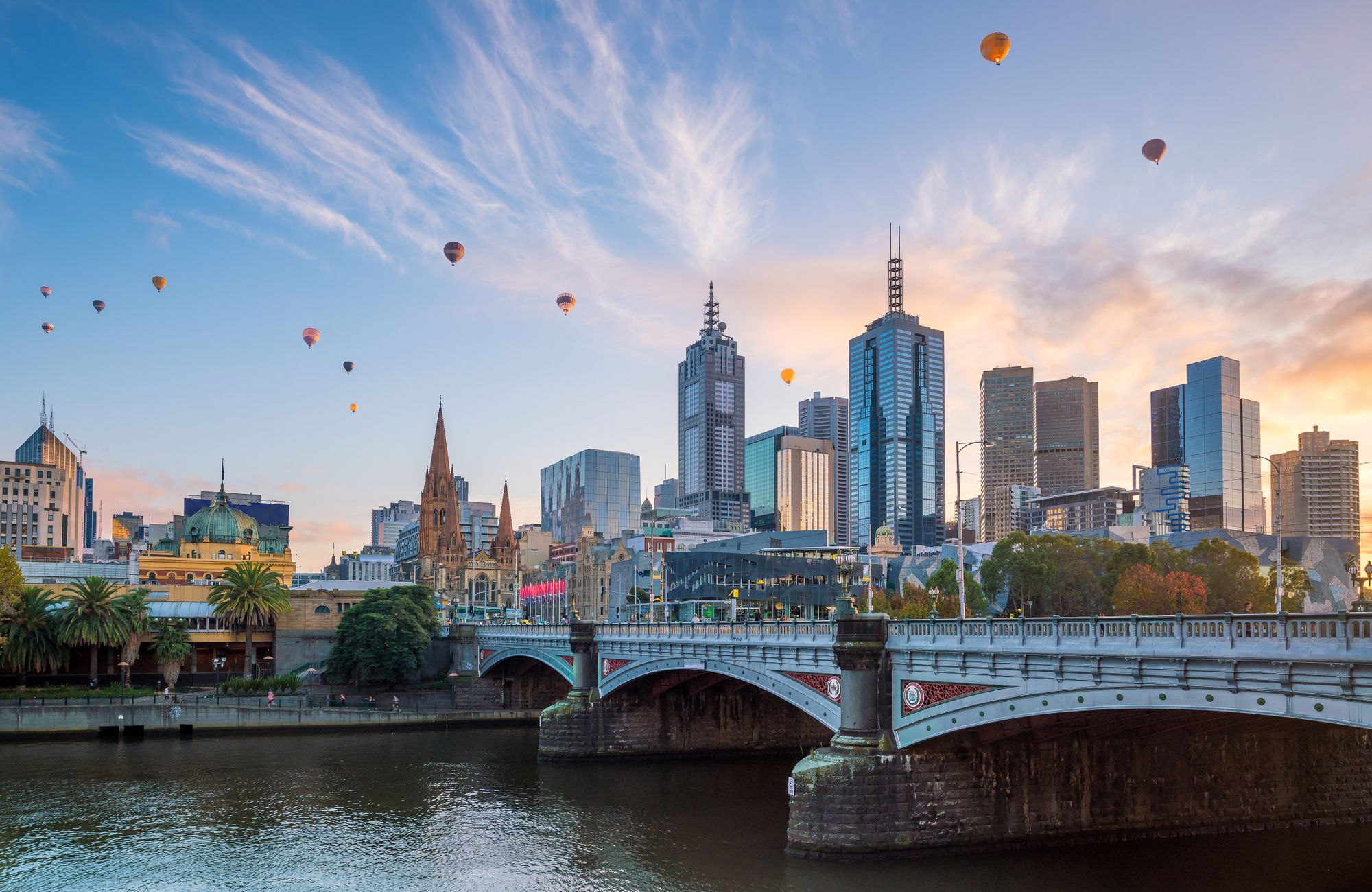 Zicht op de skyline van Melbourne
