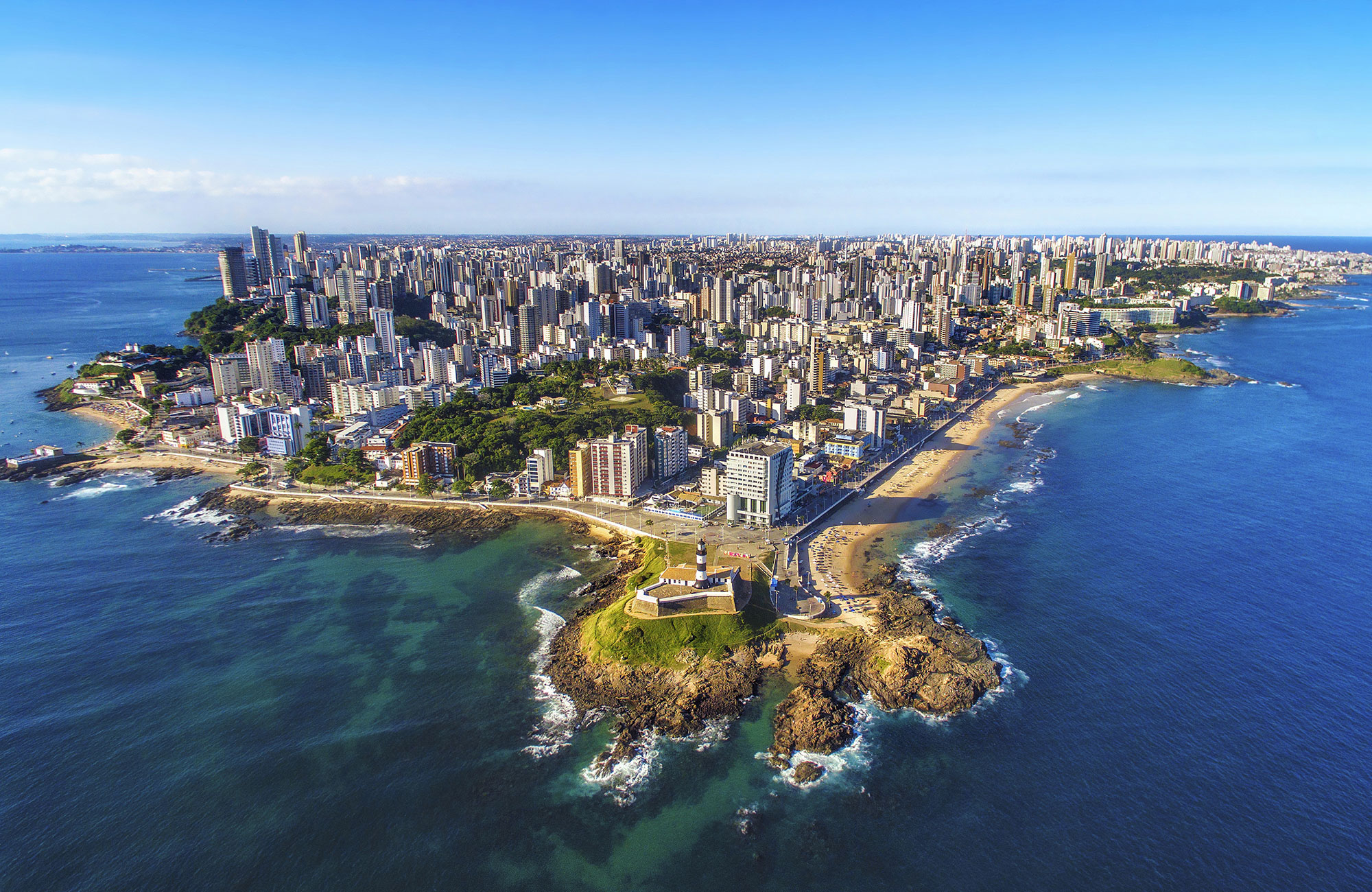 Luchtfoto van Salvador in Brazilië | Reis naar Salvador met KILROY