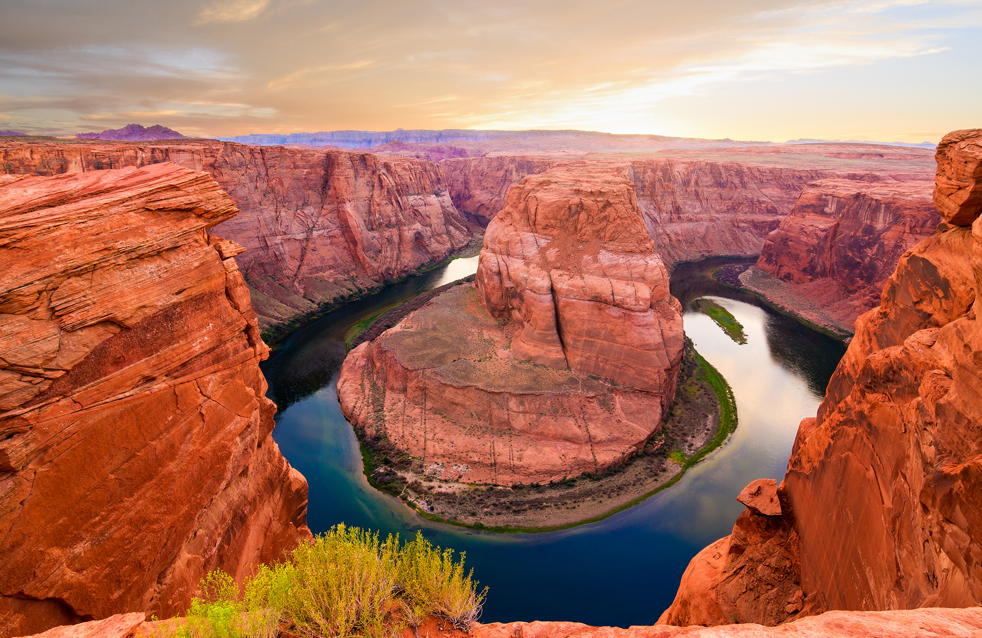 Geniet van dit prachtige uitzicht bij Horse Shoe Bend tijdens jouw camperreis door Amerika | Huur jouw camper bij KILROY
