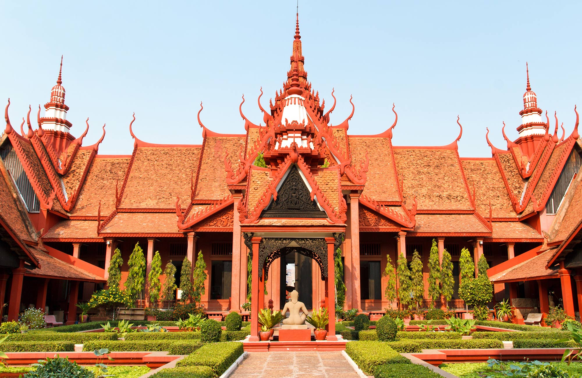 phnom-penh-cambodia-national-museum-cover