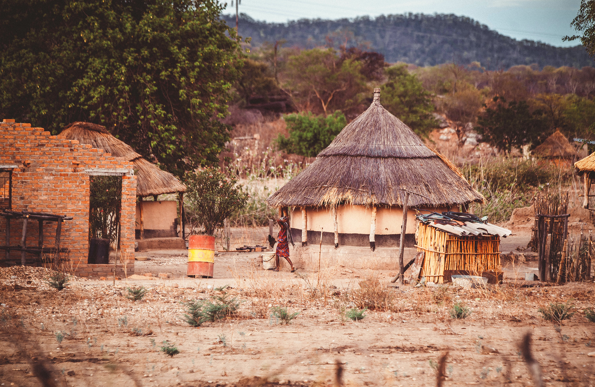 Traditioneel huis in Zimbabwe | Rondreis Zimbabwe | KILROY