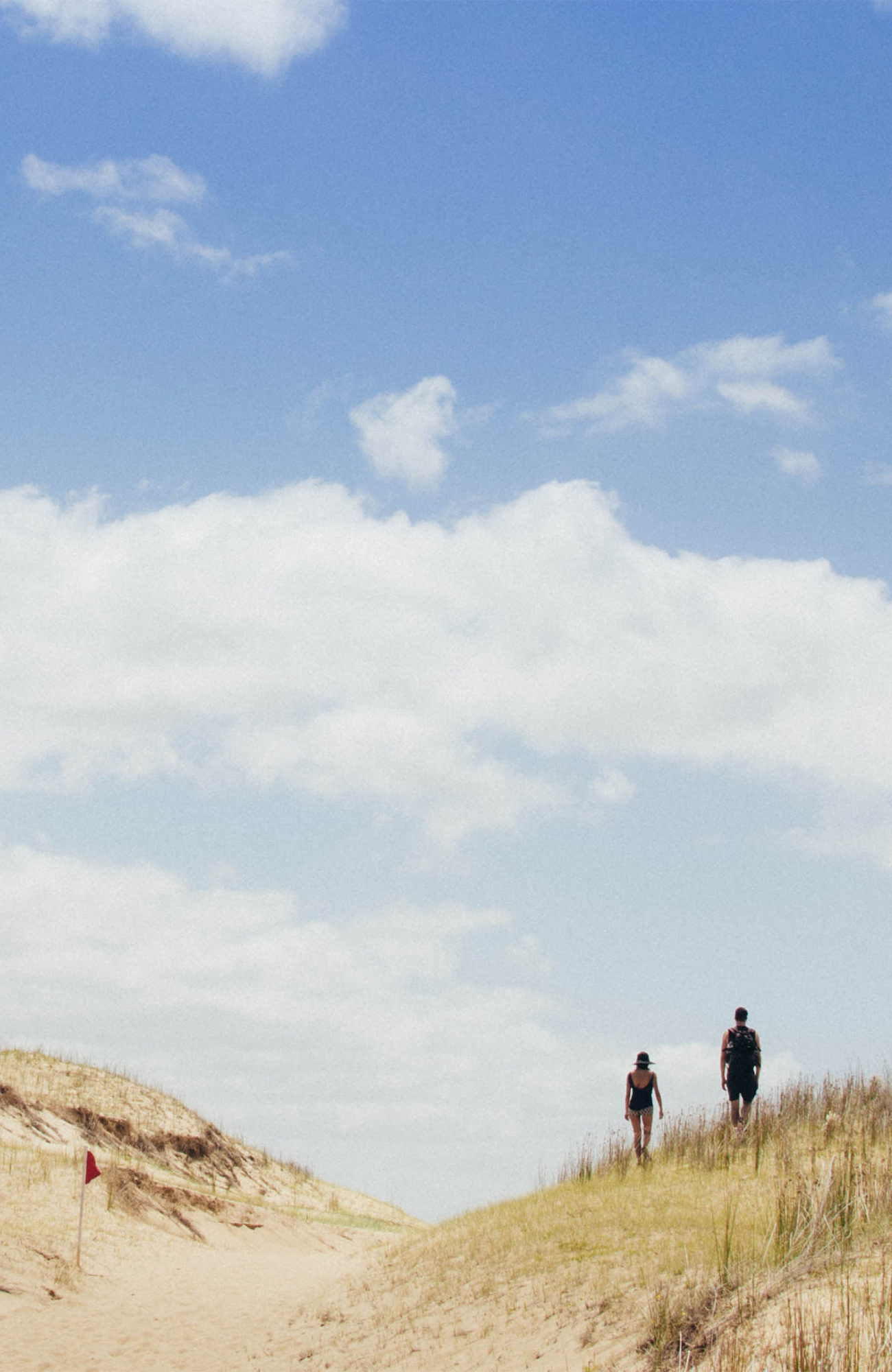 Reizigers in de duinen bij Cabo Polonio | Rondreizen Uruguay | KILROY