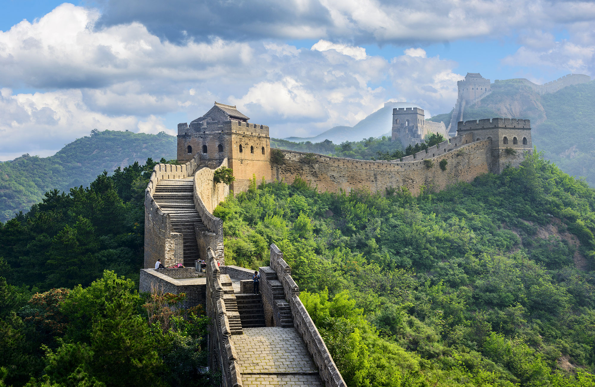 beijing-china-the-great-wall-green-surroundings