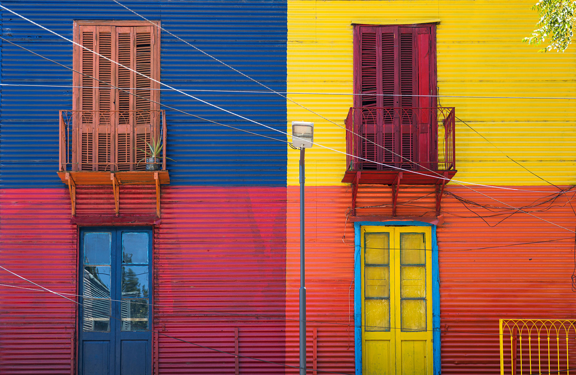 Argentina-Buenos-Aires-Colorful-wall-cover
