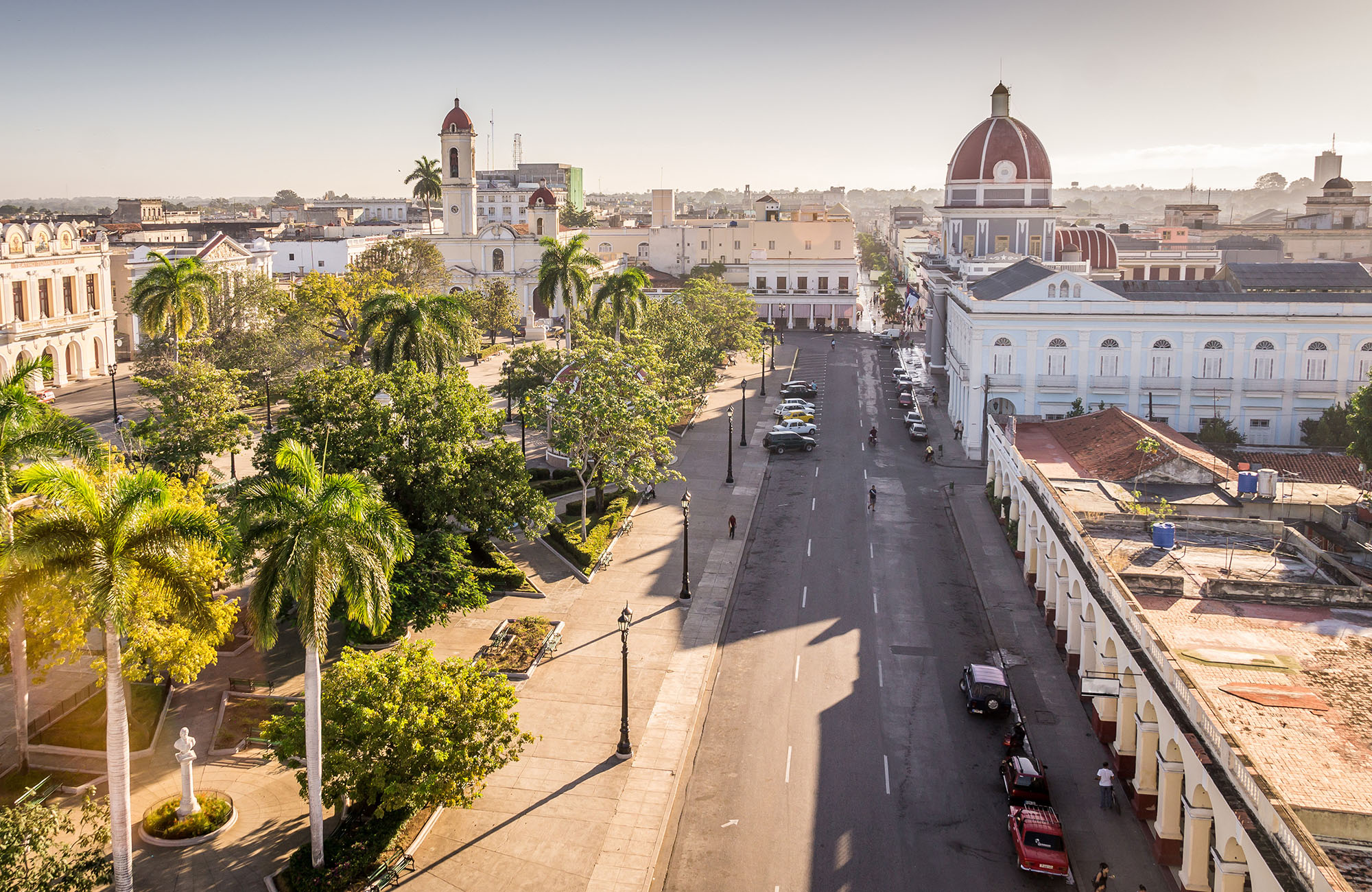 Uitzicht over plein in Cuba | Beste reistijd februari | Beste bestemmingen februari | Reiskalender | KILROY