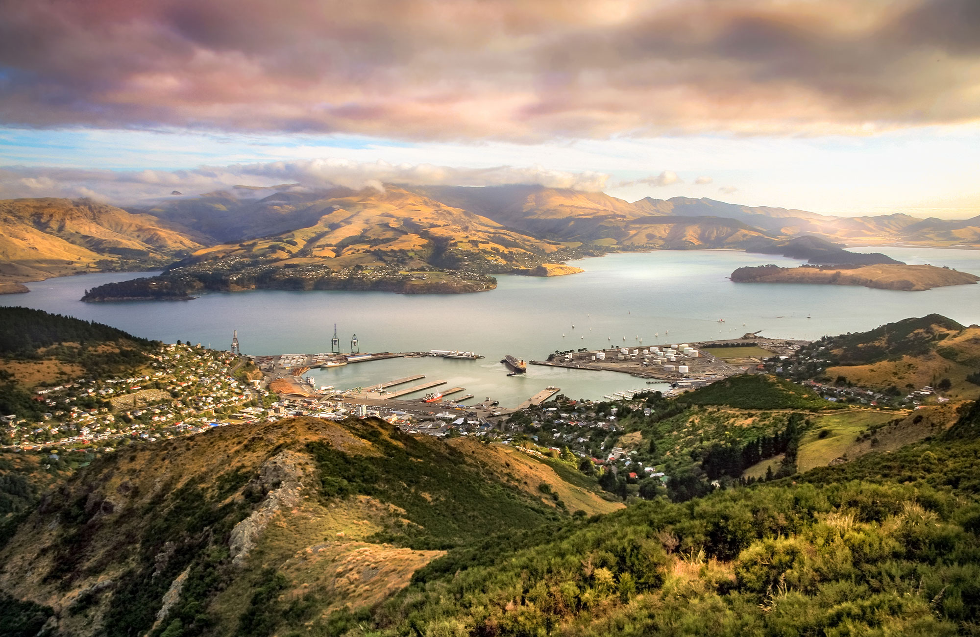 new-zealand-christchurch-view-over-harbour