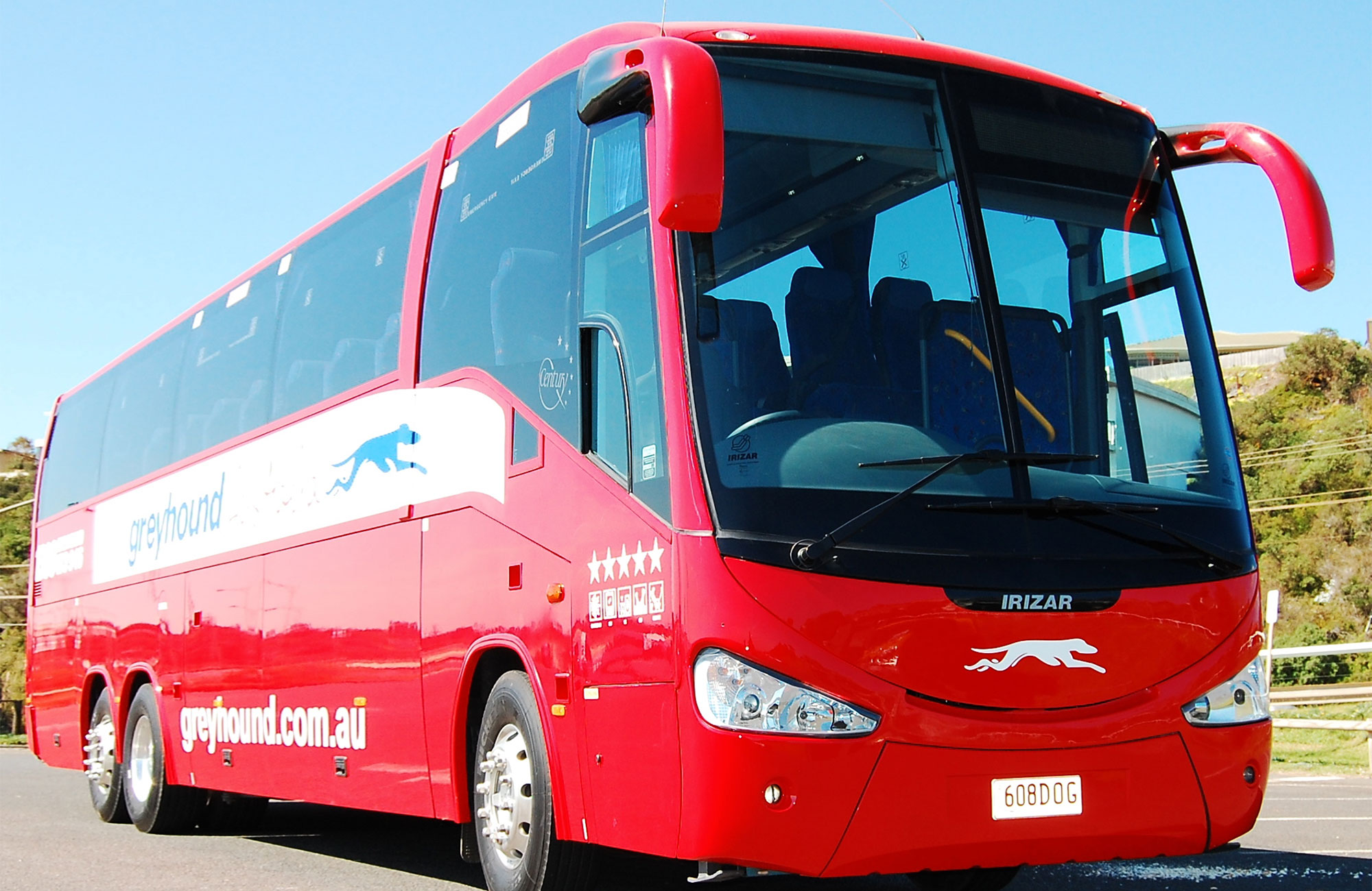 Zijkant van de Greyhound bus | Reis met de bus door Australië | Greyhound Australië | KILROY