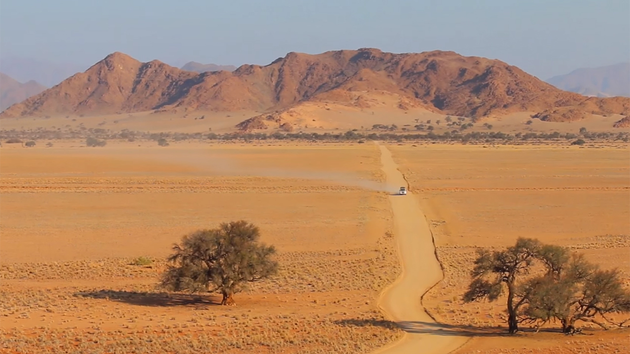 Rijdt met de 4x4 met daktent door Zuidelijk Afrika | Camperhuur Afrika | KILROY