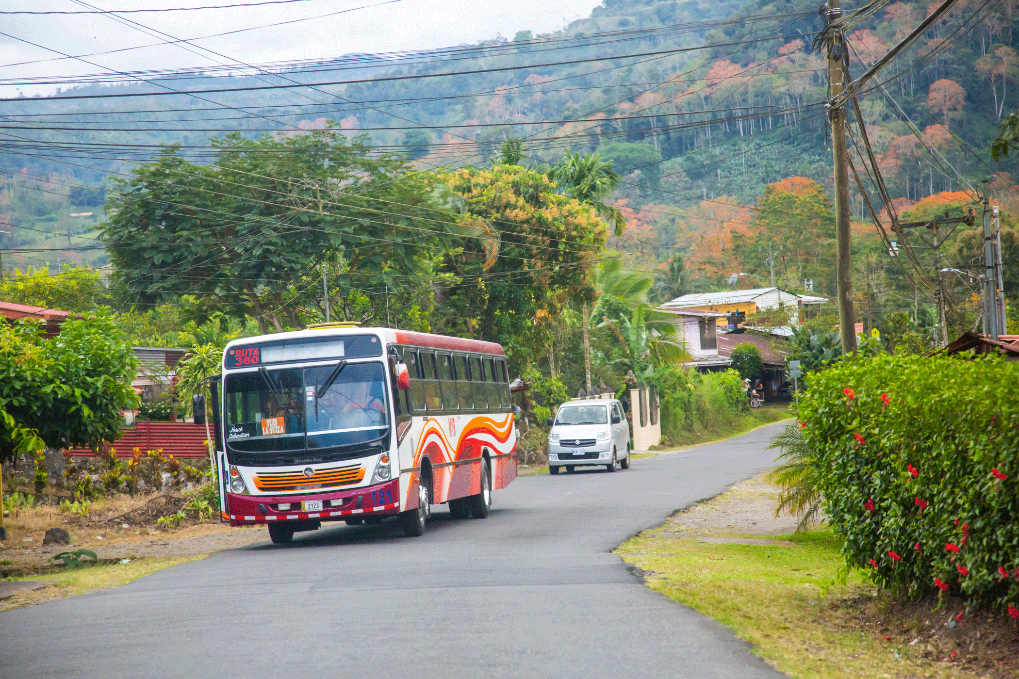 Bus die door Costa Rica rijdt