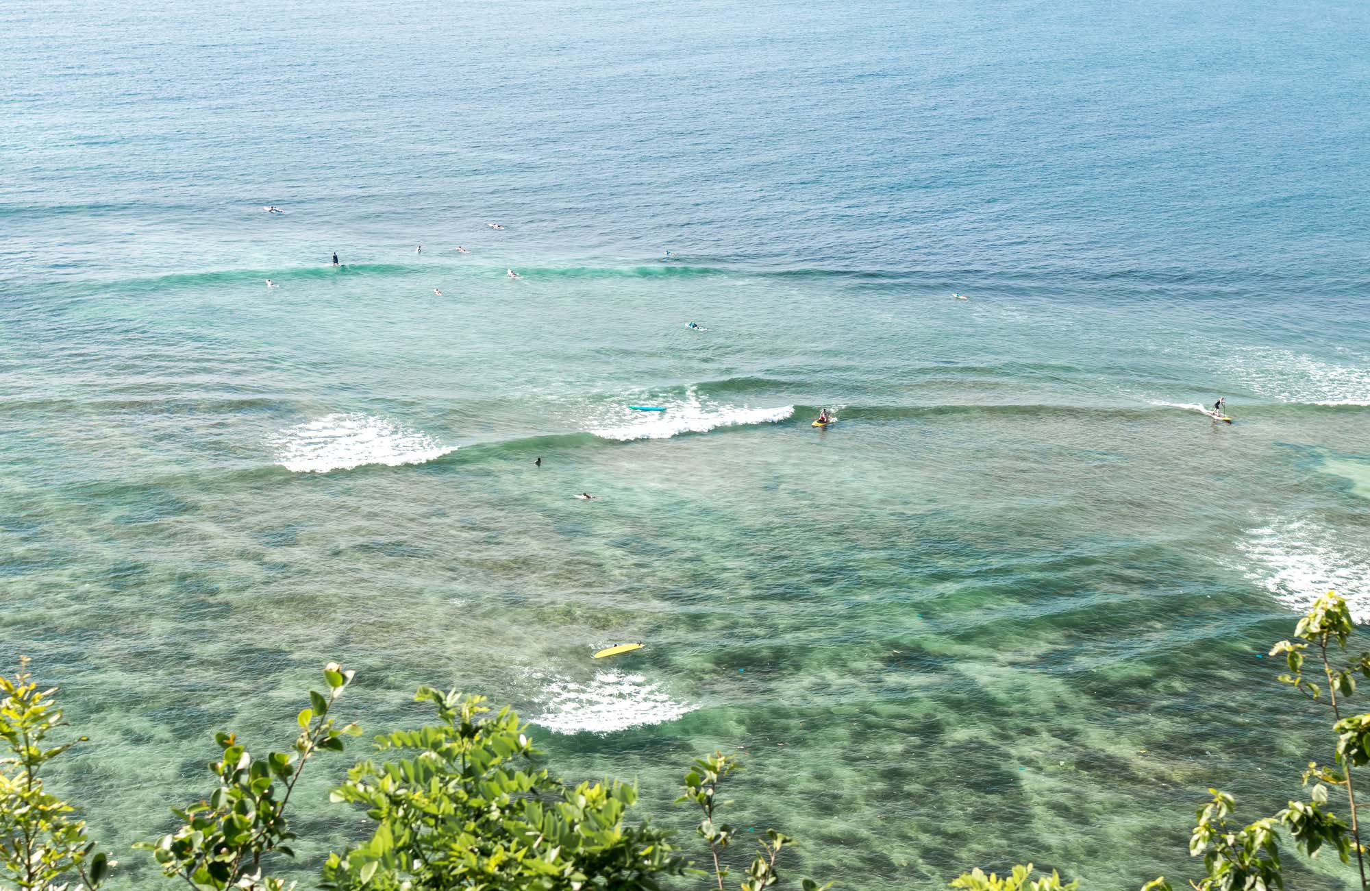 Surfing Indonesia Bali