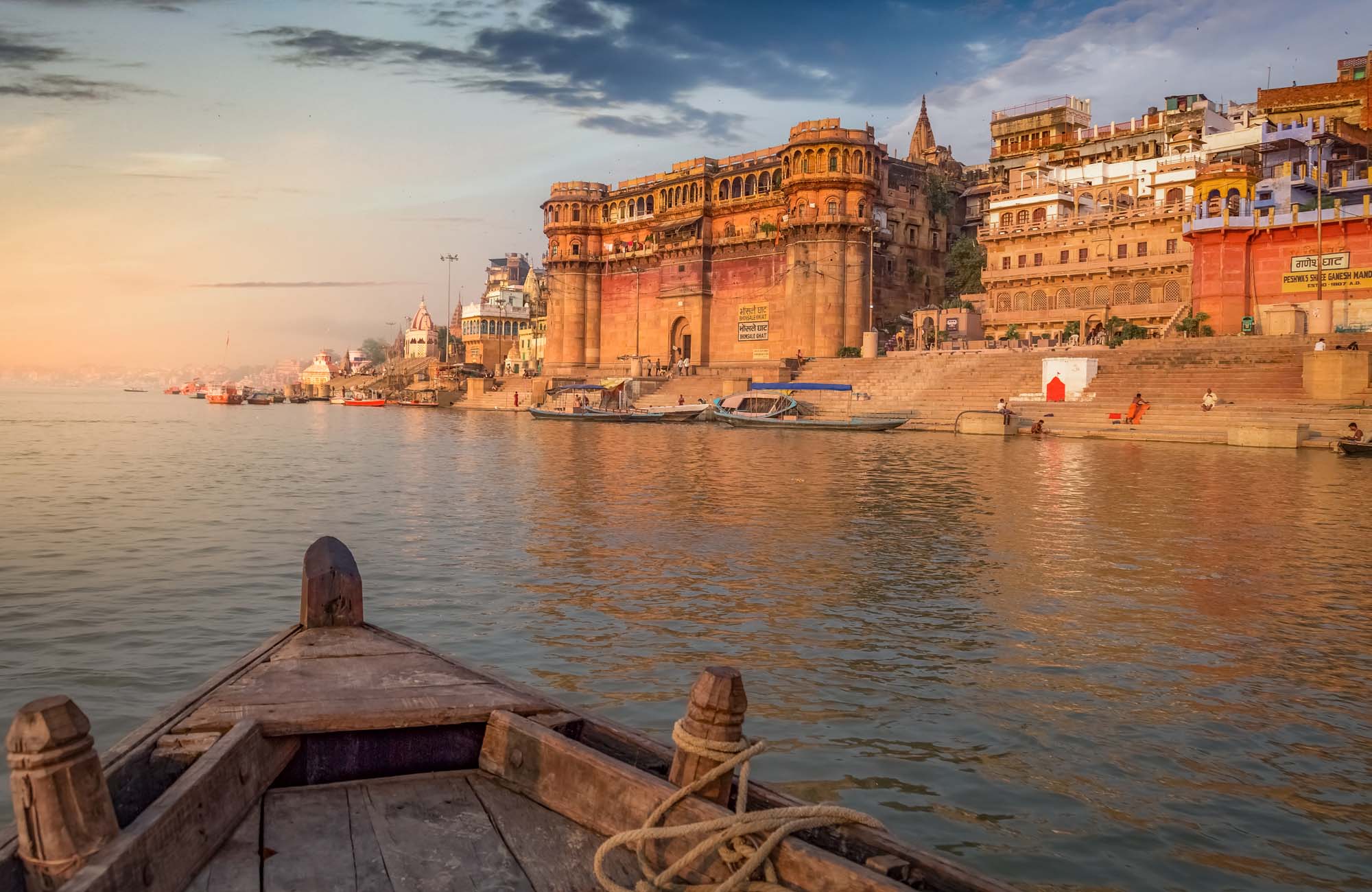 india-varanasi-cover