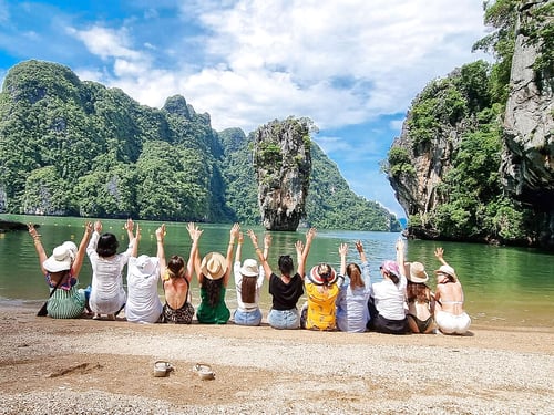 james-bond-island-2_gallery_full