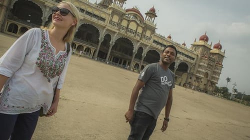 itinerary_mobi_India_Mysore_Palace_Female_Traveller_CEO_-_Oana_Dragan_2015__M1_4189