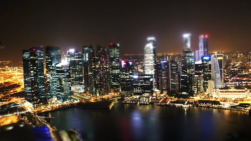 singapore_at_night_-_bay_and_financial_district_1280x720_for_navi_web