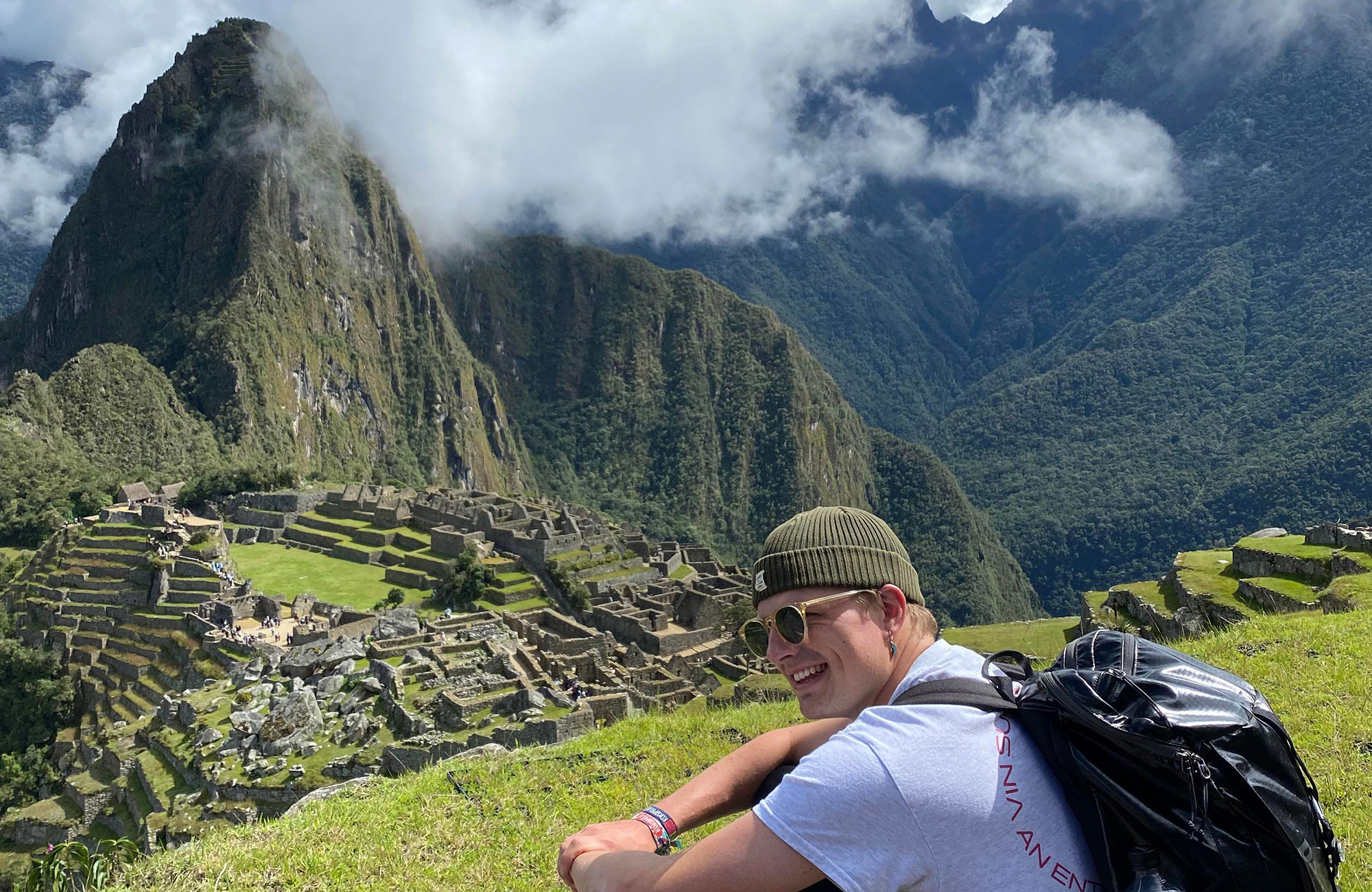 Jongen bij Machu Picchu, Peru